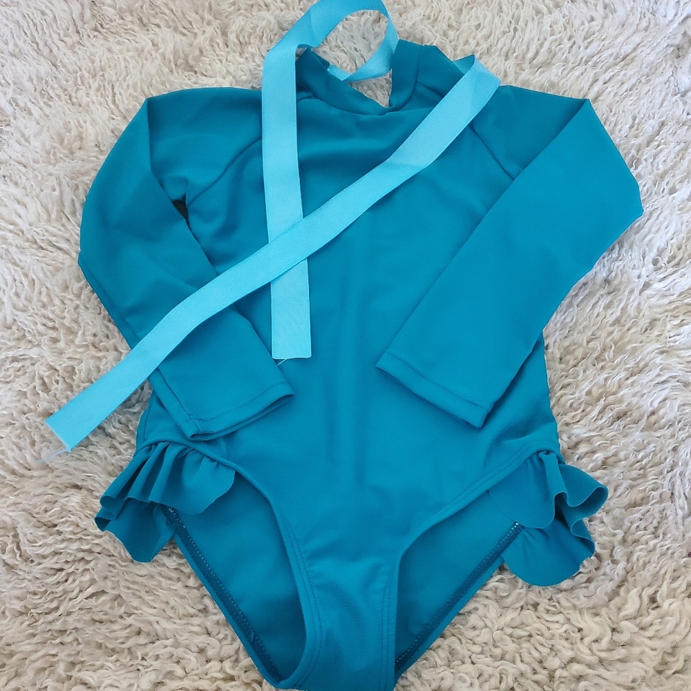 Sold New rashgaurd bathing suit